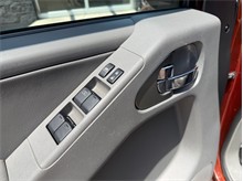 Vehicle Thumb #17
