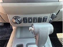 Vehicle Thumb #34