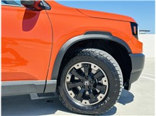 Vehicle Thumb #15