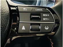 Vehicle Thumb #31