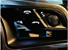 Vehicle Thumb #31