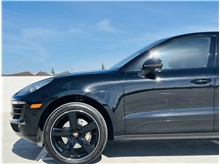 Vehicle Thumb #8