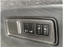 Vehicle Thumb #42