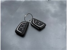 Vehicle Thumb #49