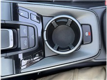 Vehicle Thumb #22