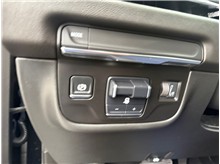 Vehicle Thumb #29