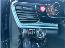 Vehicle Thumb #28