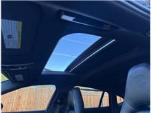 Vehicle Thumb #32
