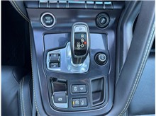 Vehicle Thumb #25