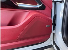 Vehicle Thumb #25