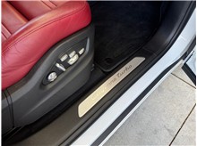 Vehicle Thumb #47