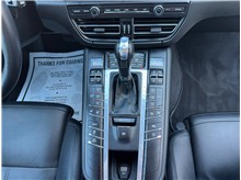 Vehicle Thumb #21