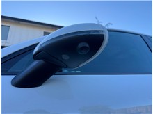 Vehicle Thumb #47