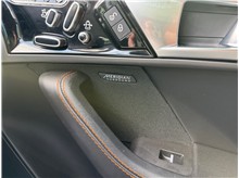 Vehicle Thumb #33
