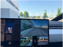 Vehicle Thumb #16