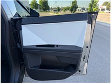 Vehicle Thumb #31