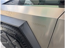 Vehicle Thumb #46