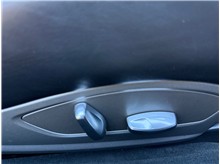 Vehicle Thumb #40