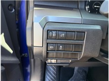 Vehicle Thumb #28