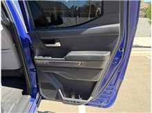 Vehicle Thumb #34