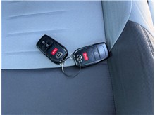 Vehicle Thumb #49