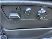 Vehicle Thumb #28