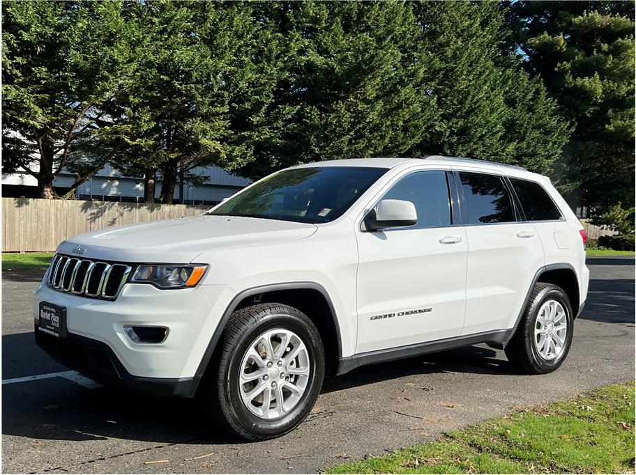 2021 Jeep Grand Cherokee from Marketplace Auto