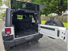 Vehicle Thumb #17