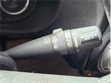 Vehicle Thumb #31