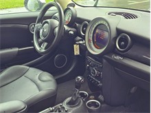 Vehicle Thumb #17