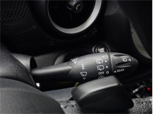 Vehicle Thumb #28