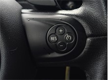 Vehicle Thumb #30