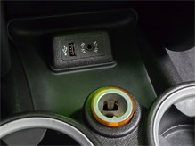 Vehicle Thumb #34