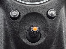 Vehicle Thumb #35