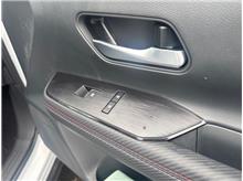 Vehicle Thumb #18