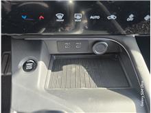 Vehicle Thumb #13