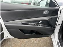 Vehicle Thumb #15