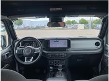 Vehicle Thumb #18