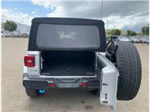Vehicle Thumb #7