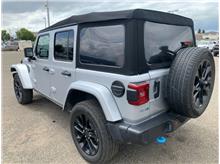 Vehicle Thumb #8