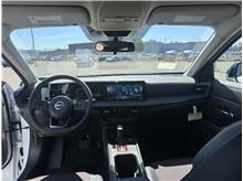 Vehicle Thumb #17