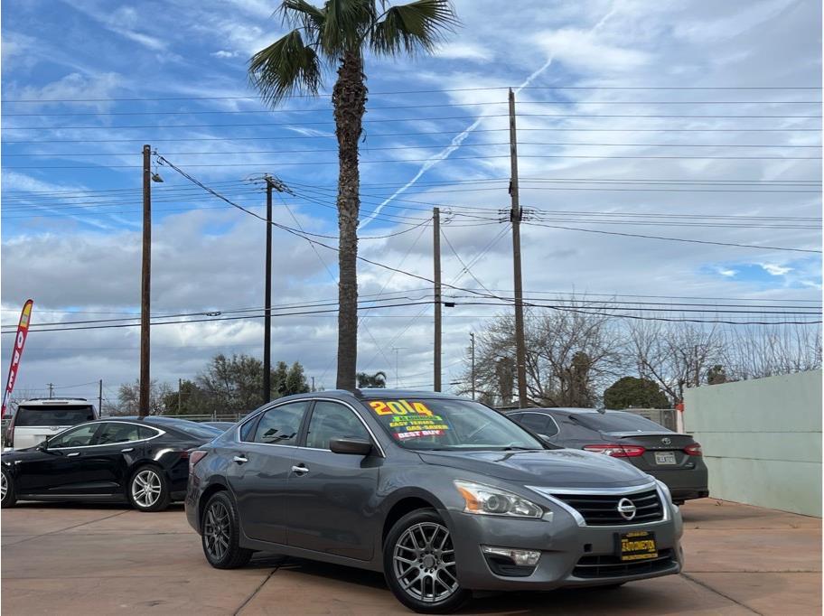 2014 Nissan Altima from JS Auto Connection II