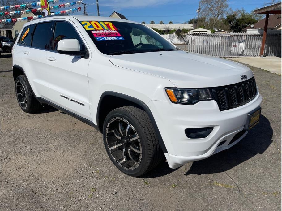 2017 Jeep Grand Cherokee from JS Auto Connection II