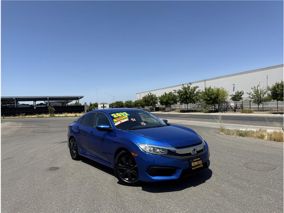 2017 Honda Civic LX's photo