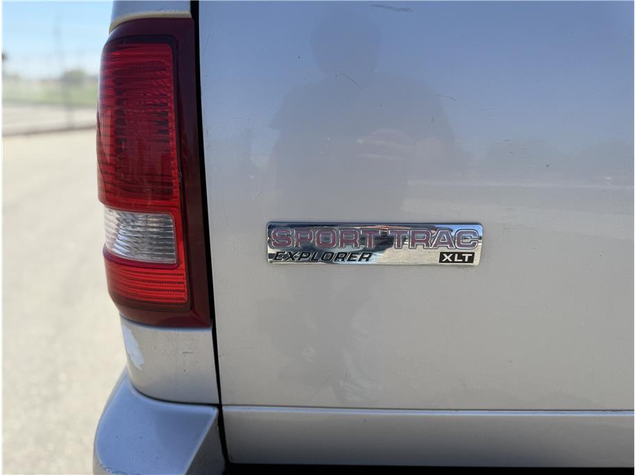 2007 Ford Explorer Sport Trac XLT - Photo 6