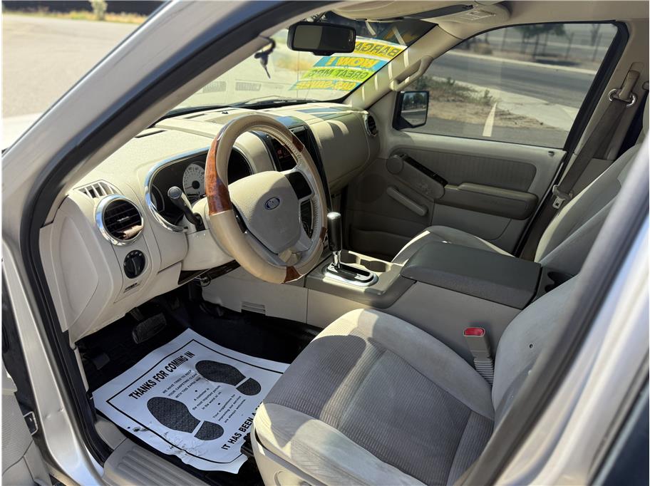 2007 Ford Explorer Sport Trac XLT - Photo 9