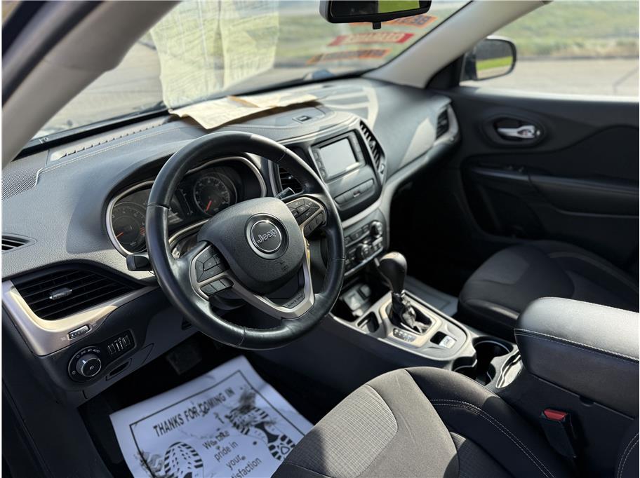 2015 Jeep Cherokee Latitude - Photo 10