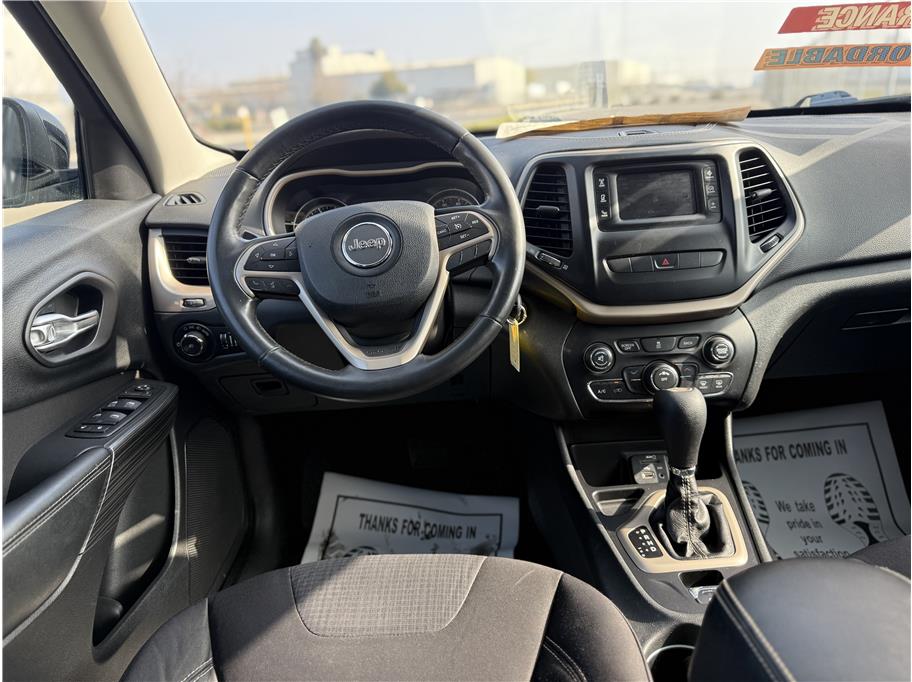 2015 Jeep Cherokee Latitude - Photo 12