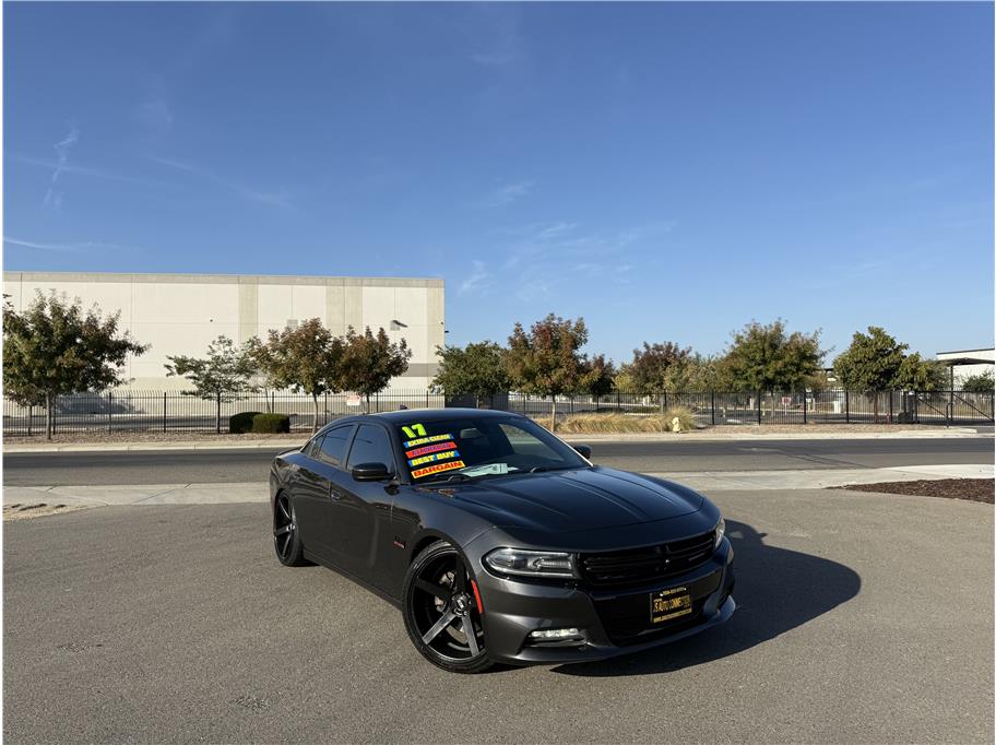 2017 Dodge Charger R/T's photo