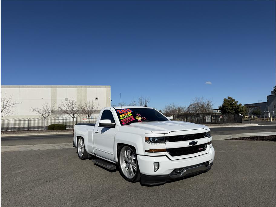 2017 Chevrolet Silverado 1500 LT Z71's photo